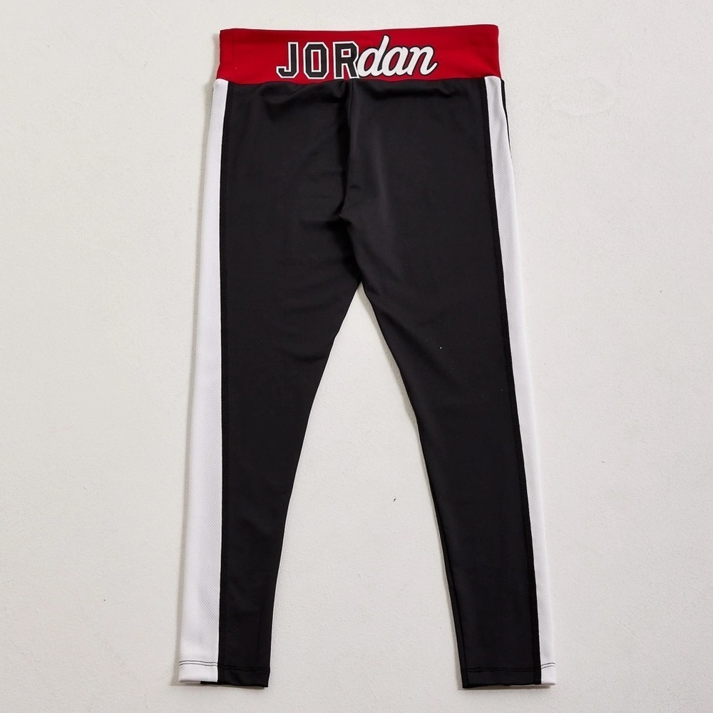 ✨NWT Girls Nike Jordan Leggings Size S